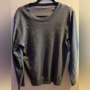 SHEIN Men’s crew neck sweater